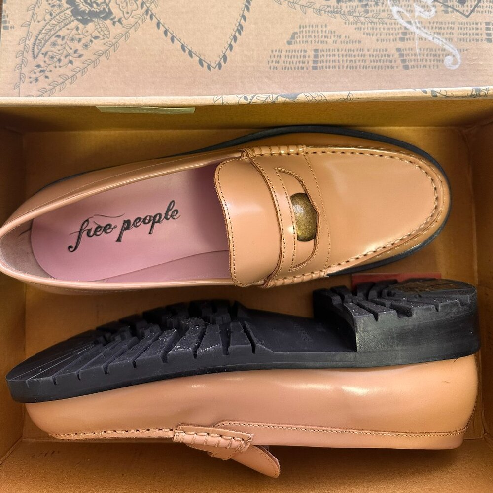Free People Liv Camel Penny Loafer - Size 38.5